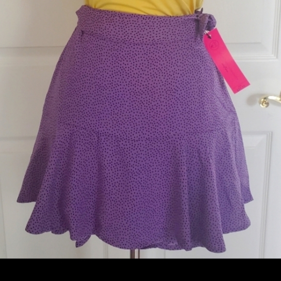 Love for humanity mini skort - Picture 7 of 7